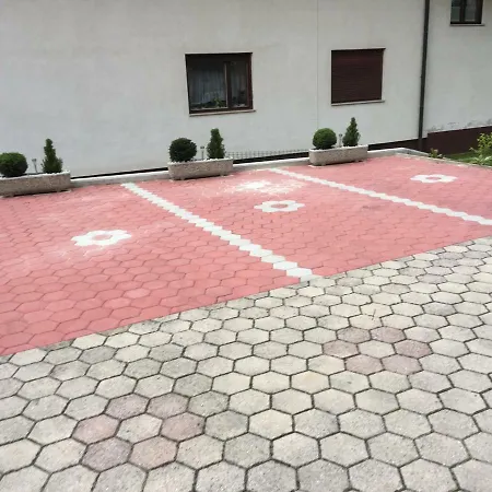 Kirhouse Apartment *