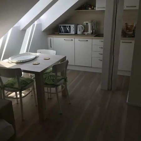 Kirhouse *