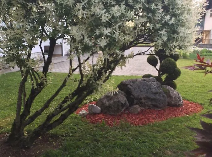 شقة Kirhouse بوهينيسكا بيلا